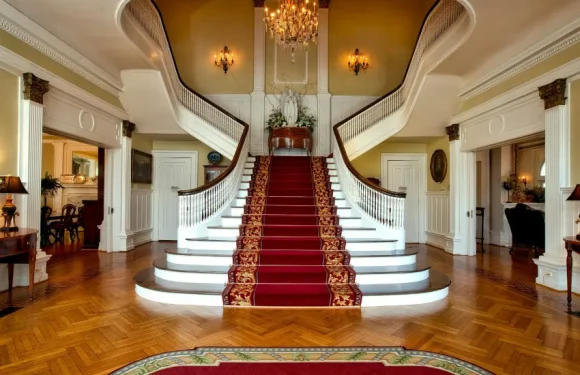 Low-Effort Ways to Keep Your Property Looking High-End